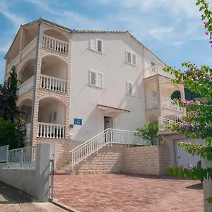 Mia Apartament